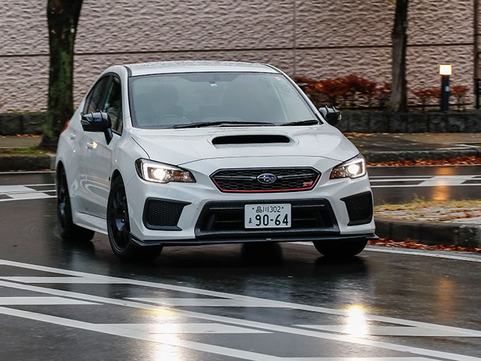 試乗 スバル Wrx Sti タイプra R 最後のstiコンプリートモデルだけあって納得の完成度の高さだ 試乗レポート 日刊カーセンサー